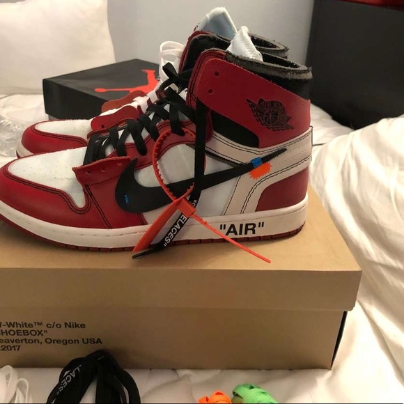 Off White Jordan 1s - Picture 2 of 5